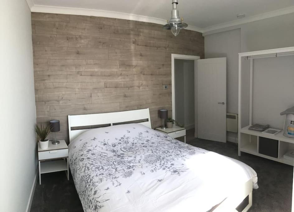 The Bolthole Apartman Limekilns Kültér fotó